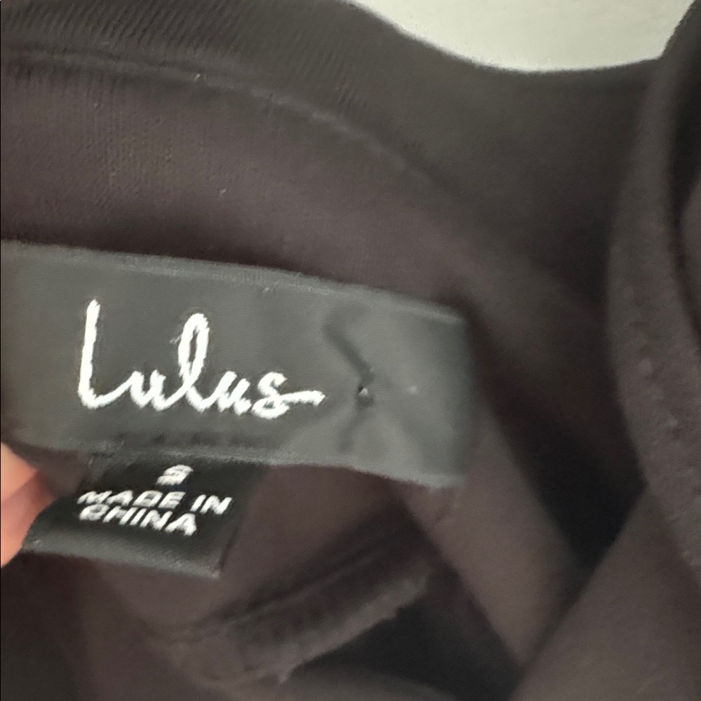 Lulu's Black Ruffle Strap V-Neck Jumpsuit - Size S - Picture 7 of 8
